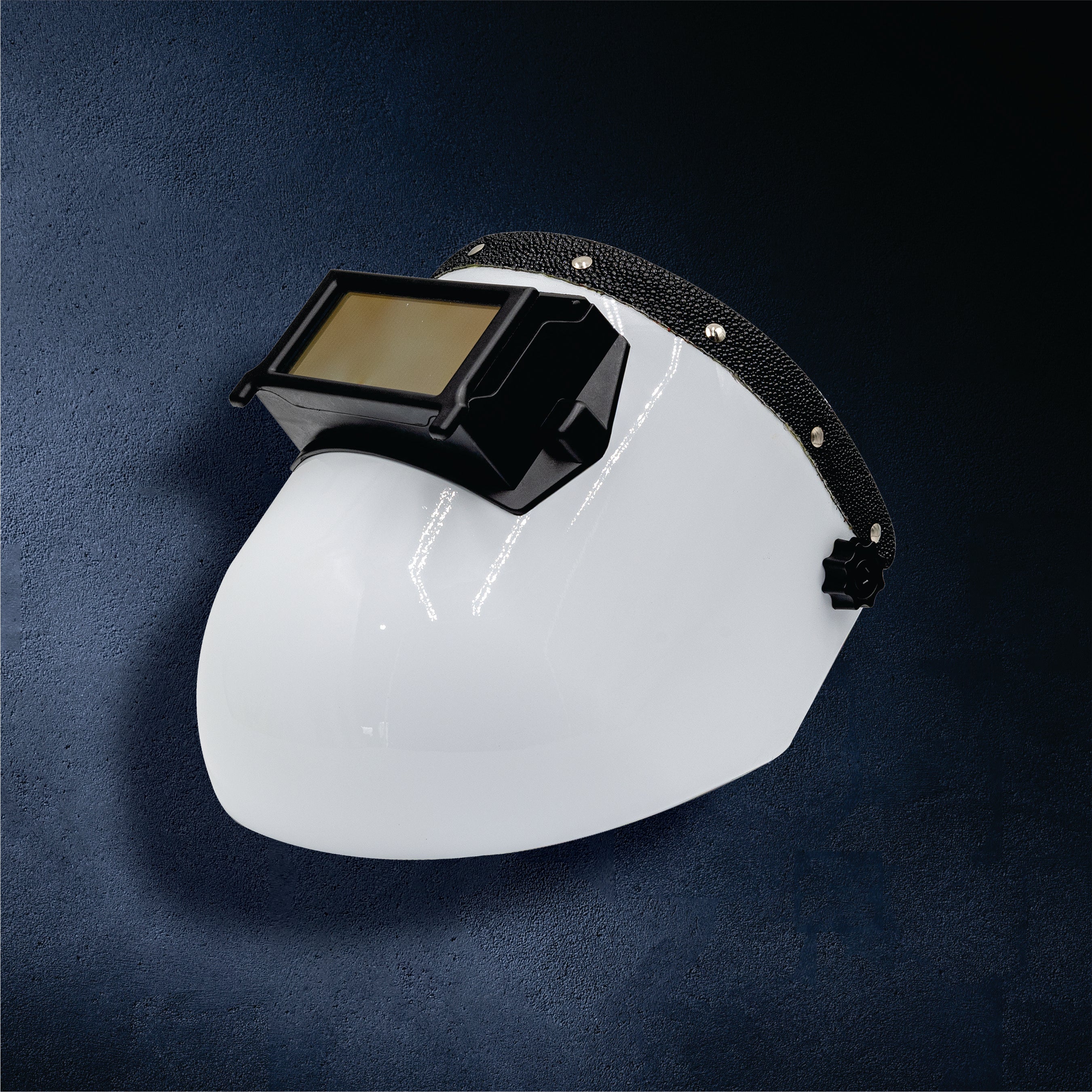 Outlaw Leather Proliner — White Shell with Black Stingray